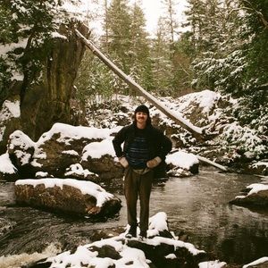 Meet your Posher, Brady